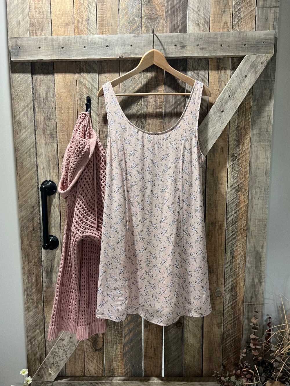 American Eagle Pink Floral Dress | Flowy Mini, Feminine Style